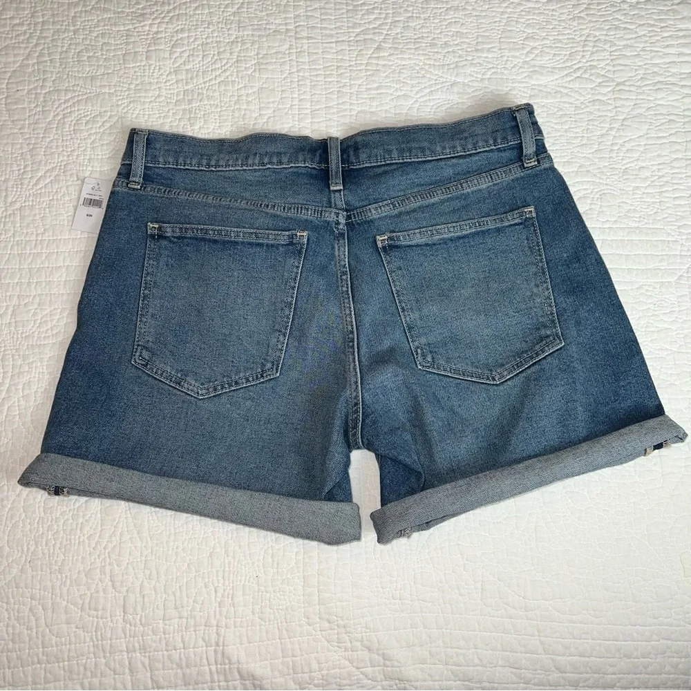 GAP Denim 5” Short Medium Indigo Wash NWT Sz 8/29 - Picture 3 of 11